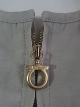 Load image into Gallery viewer, Online Vintage Shop, Vintage Clothing Boutique, Vintage, Women's Clothing, Seconhand, Distressed Vintage Designs, Sustainable Fashion