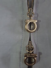 Load image into Gallery viewer, Online Vintage Shop, Vintage Clothing Boutique, Vintage, Women's Clothing, Seconhand, Distressed Vintage Designs, Sustainable Fashion