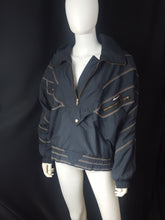 Load image into Gallery viewer, Online Vintage Shop, Vintage Clothing Boutique, Vintage, Women's Clothing, Seconhand, Distressed Vintage Designs, Sustainable Fashion