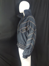 Load image into Gallery viewer, Online Vintage Shop, Vintage Clothing Boutique, Vintage, Women's Clothing, Seconhand, Distressed Vintage Designs, Sustainable Fashion