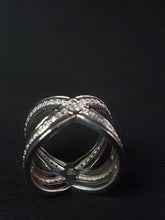 Load image into Gallery viewer, Online Vintage Shop, Vintage Clothing Boutique, Vintage, Women's Clothing, Seconhand, Distressed Vintage Designs, Sustainable Fashion