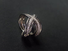 Load image into Gallery viewer, Online Vintage Shop, Vintage Clothing Boutique, Vintage, Women's Clothing, Seconhand, Distressed Vintage Designs, Sustainable Fashion