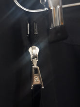 Load image into Gallery viewer, Online Vintage Shop, Vintage Clothing Boutique, Vintage, Women's Clothing, Seconhand, Distressed Vintage Designs, Sustainable Fashion