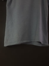 Load image into Gallery viewer, Online Vintage Shop, Vintage Clothing Boutique, Vintage, Women's Clothing, Seconhand, Distressed Vintage Designs, Sustainable Fashion