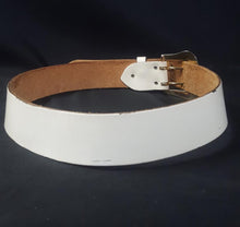 Load image into Gallery viewer, Online Vintage Shop, Vintage Clothing Boutique, Vintage, Women's Clothing, Seconhand, Distressed Vintage Designs, Sustainable Fashion