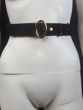 Load image into Gallery viewer, Online Vintage Shop, Vintage Clothing Boutique, Vintage, Women's Clothing, Seconhand, Distressed Vintage Designs, Sustainable Fashion