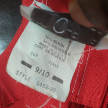 Load image into Gallery viewer, Online Vintage Shop, Vintage Clothing Boutique, Vintage, Women's Clothing, Seconhand, Distressed Vintage Designs, Sustainable Fashion