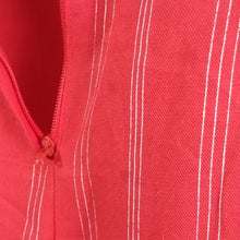 Load image into Gallery viewer, Online Vintage Shop, Vintage Clothing Boutique, Vintage, Women's Clothing, Seconhand, Distressed Vintage Designs, Sustainable Fashion