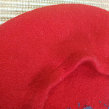 Load image into Gallery viewer, Online Vintage Shop, Vintage Clothing Boutique, Vintage, Women's Clothing, Seconhand, Distressed Vintage Designs, Sustainable Fashion