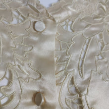 Load image into Gallery viewer, Online Vintage Shop, Vintage Clothing Boutique, Vintage, Women's Clothing, Seconhand, Distressed Vintage Designs, Sustainable Fashion