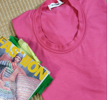 Load image into Gallery viewer, Online Vintage Shop, Vintage Clothing Boutique, Vintage, Women's Clothing, Seconhand, Distressed Vintage Designs, Sustainable Fashion