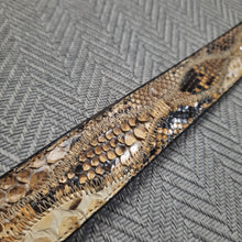 Load image into Gallery viewer, Wehmeiers New Orleans Geniune Snake Skin Belts Size M
