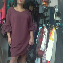 Load image into Gallery viewer, Online Vintage Shop, Vintage Clothing Boutique, Vintage, Women's Clothing, Seconhand, Distressed Vintage Designs, Sustainable Fashion