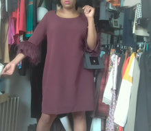 Load image into Gallery viewer, Online Vintage Shop, Vintage Clothing Boutique, Vintage, Women's Clothing, Seconhand, Distressed Vintage Designs, Sustainable Fashion