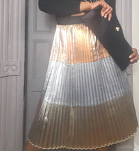 Load image into Gallery viewer, Lula Roe Metallic Pleated &quot;Jill&quot; Midi Skirt 2XL/ L
