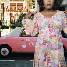 Load image into Gallery viewer, 70s Floral Print Dress