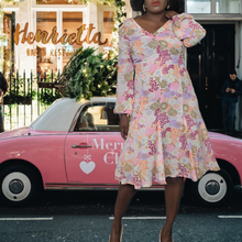 Load image into Gallery viewer, 70s Floral Print Dress