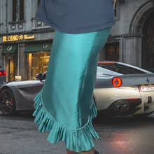 Load image into Gallery viewer, 90s Vintage Donna Vinci Church Suit Pencil Skirt.With Pleated Ruffle Hem Size 6