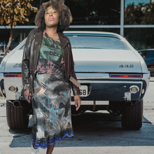 Load image into Gallery viewer, 90s Newport News Silk Skirt Size