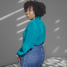 Load image into Gallery viewer, Bob Mackie Embroidered Lace Trim Silk Blouse Size Large