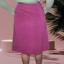 Load image into Gallery viewer, L.L. Bean Wale Courdoroy Button Up Pencil Size Skirt 14