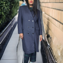 Load image into Gallery viewer, 80s Vintage Wool Coat G&G Quality Clothing