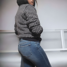 Load image into Gallery viewer, Vintage Y2K Unisex L.L. Bean Wool Sweater Size L