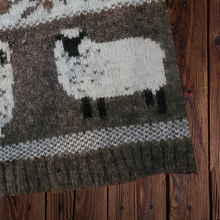 Load image into Gallery viewer, Vintage Woolrich Wool Sweater Size M