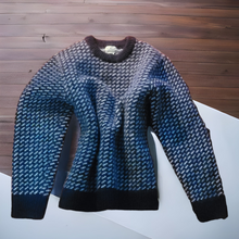 Load image into Gallery viewer, Vintage Y2K Unisex L.L. Bean Wool Sweater Size L