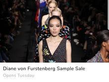 Load image into Gallery viewer, Online Vintage Shop, Vintage Clothing Boutique, Vintage, Women's Clothing, Seconhand, Distressed Vintage Designs, Sustainable Fashion