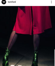 Load image into Gallery viewer, Online Vintage Shop, Vintage Clothing Boutique, Vintage, Women's Clothing, Seconhand, Distressed Vintage Designs, Sustainable Fashion