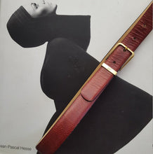 Load image into Gallery viewer, Online Vintage Shop, Vintage Clothing Boutique, Vintage, Women's Clothing, Seconhand, Distressed Vintage Designs, Sustainable Fashion