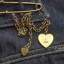 Load image into Gallery viewer, Online Vintage Shop, Vintage Clothing Boutique, Vintage, Women's Clothing, Seconhand, Distressed Vintage Designs, Sustainable Fashion