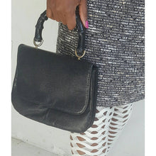 Load image into Gallery viewer, Online Vintage Shop, Vintage Clothing Boutique, Vintage, Women's Clothing, Seconhand, Distressed Vintage Designs, Sustainable Fashion