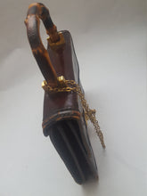 Load image into Gallery viewer, Online Vintage Shop, Vintage Clothing Boutique, Vintage, Women's Clothing, Seconhand, Distressed Vintage Designs, Sustainable Fashion