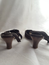 Load image into Gallery viewer, Online Vintage Shop, Vintage Clothing Boutique, Vintage, Women's Clothing, Seconhand, Distressed Vintage Designs, Sustainable Fashion