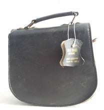 Load image into Gallery viewer, Online Vintage Shop, Vintage Clothing Boutique, Vintage, Women's Clothing, Seconhand, Distressed Vintage Designs, Sustainable Fashion