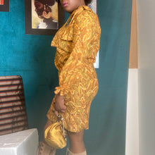 Load image into Gallery viewer, 1950s Leaf Print Shift Dress size M