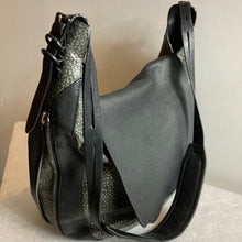 Load image into Gallery viewer, Rag & Bone Bradbury Hobo