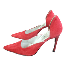 Load image into Gallery viewer, Ron Donovan Red Suede Pump Size 38