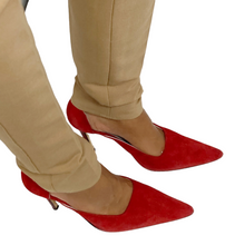 Load image into Gallery viewer, Ron Donovan Red Suede Pump Size 38