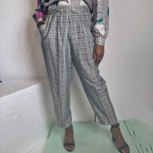 Load image into Gallery viewer, Roberta Di Castelli Plaid Trousers Size XL