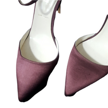Load image into Gallery viewer, Something Bleu Satin Pointy Toe Heels size 7