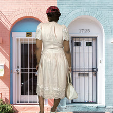 Load image into Gallery viewer, En Soir Linen Embroidered Dress Size L