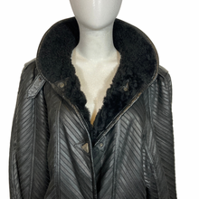 Load image into Gallery viewer, Vintage Black Pleated Maxi Leather Coat Size L