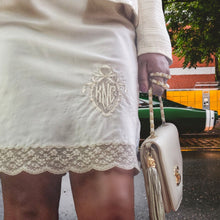 Load image into Gallery viewer, 1950s Vintage Skirt Slip size M