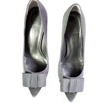 Load image into Gallery viewer, Tory Burch Aria Grossgrain Black Pumps Size 9