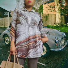 Load image into Gallery viewer, UFFIZI Short Hills Amelia Lilac Swirl Silk Tunic size L