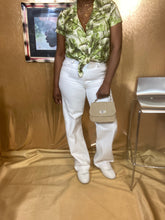 Load image into Gallery viewer, J Brand Joan Super High-Rise Wide Straight Leg Jeans Size 31