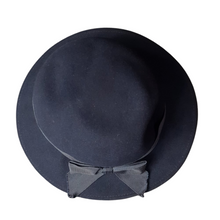 Load image into Gallery viewer, Cappagallo Navy Wool Felt Fedora
